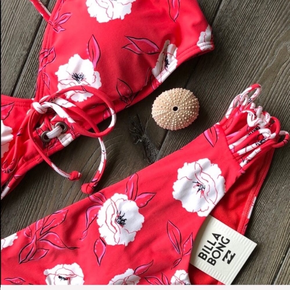 🌴🌼BILLABONG- LAST FLORAL BIKINI SET🌼🌴 - Picture 4 of 8